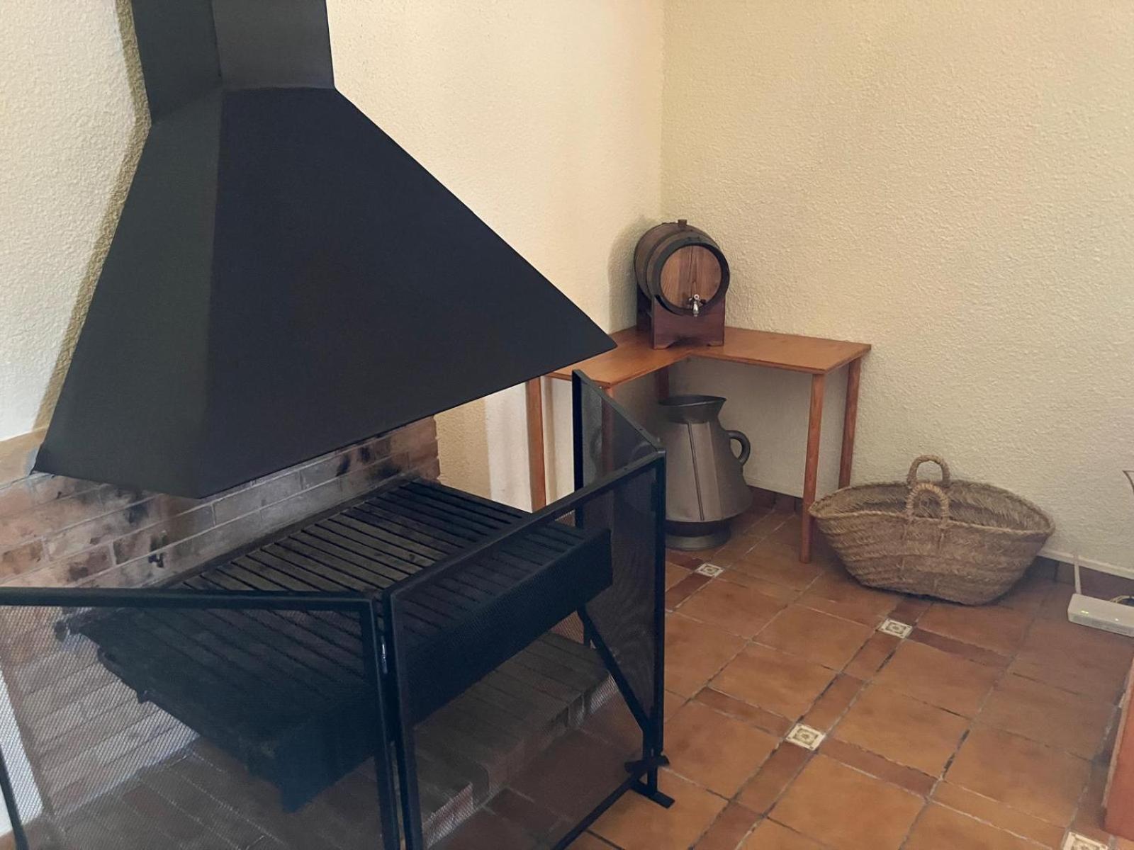 Apartment With Private Pool And Garden San Martin Sarroca Ngoại thất bức ảnh
